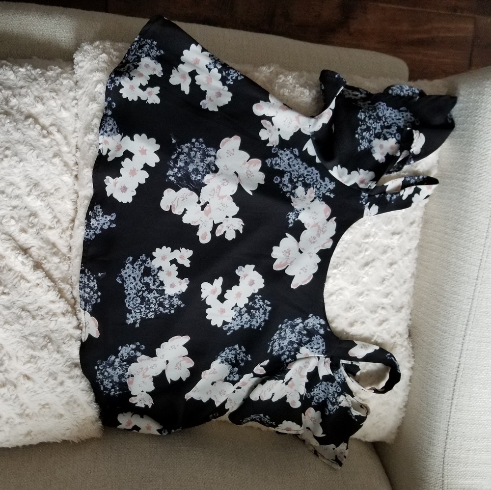 Cropped Floral Shirt
